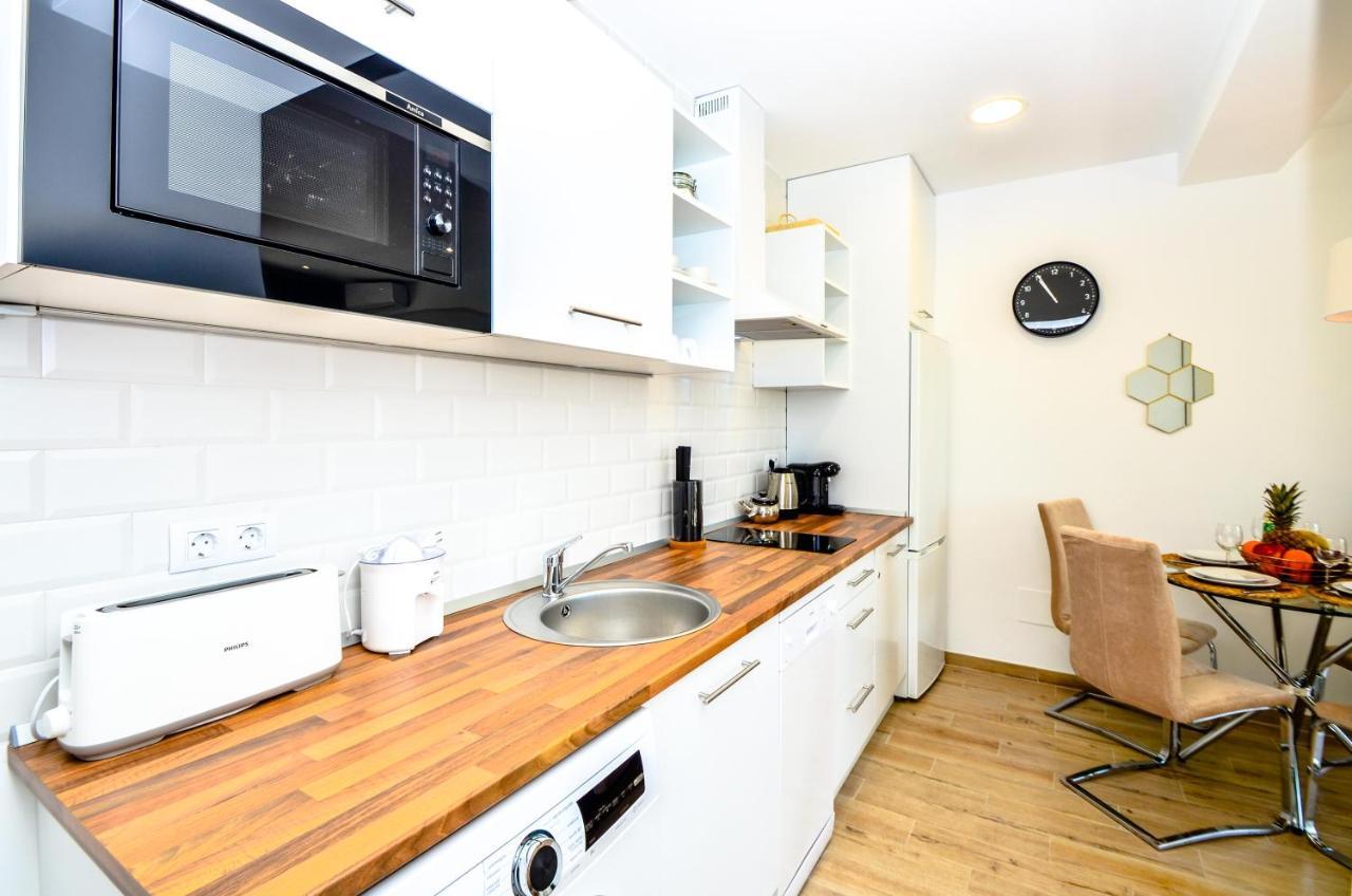1 Bedroom Apartment Sea View In Center Of Marbella! Экстерьер фото